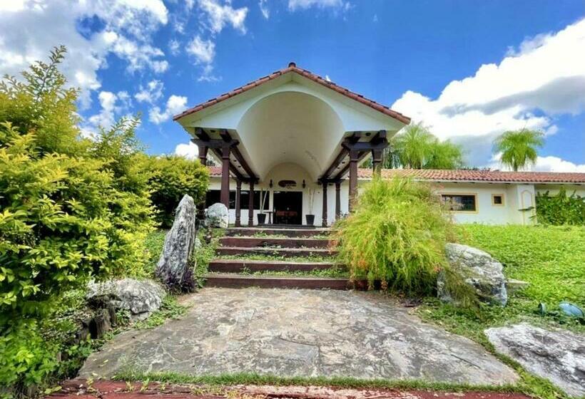 El Pantanal Hotel & Resort