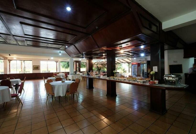 El Pantanal Hotel & Resort