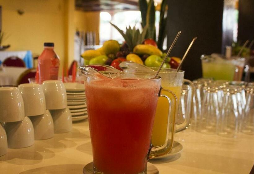 El Pantanal Hotel & Resort