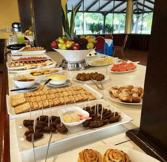 El Pantanal Hotel & Resort