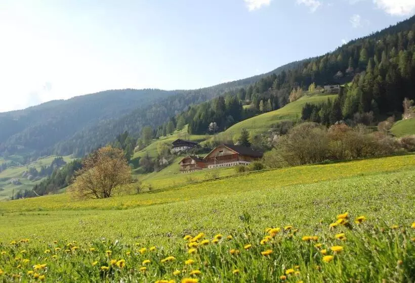 هتل Im Kranzhof