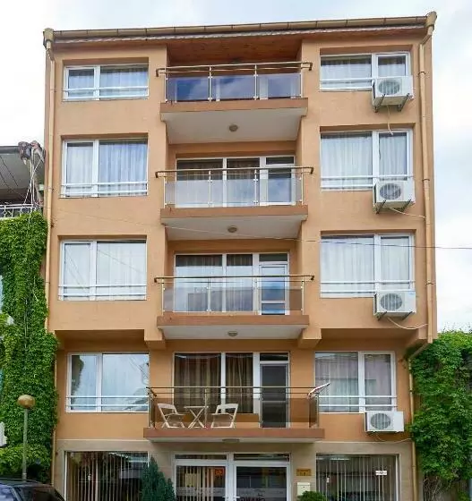 پانسیون Guest House Oasis