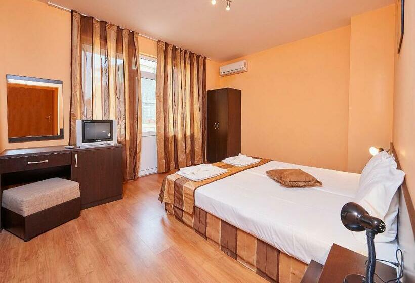 Пансион Guest House Oasis