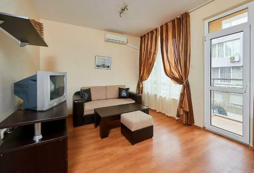 پانسیون Guest House Oasis