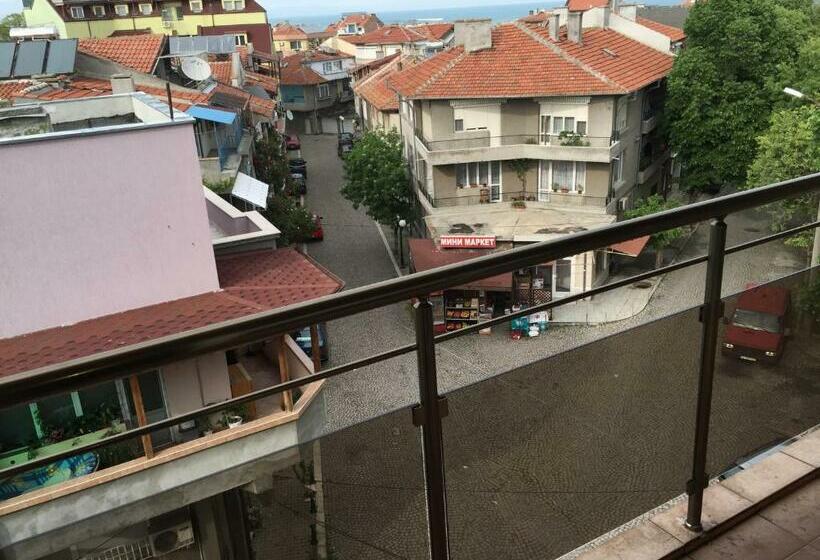 Пансион Guest House Oasis