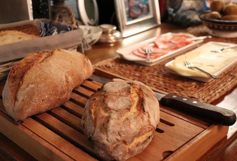 פנסיון Monte Dos Papa Figos