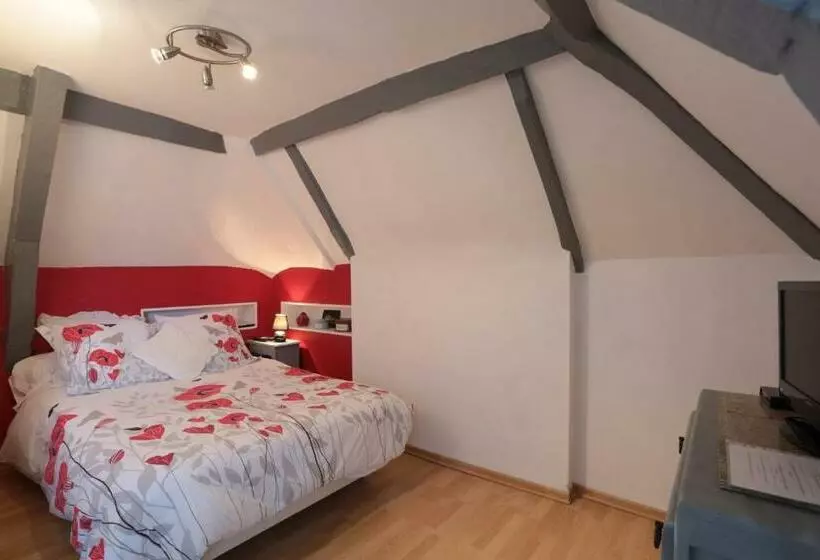 ベッドアンドブレックファースト Restaurant & Chambres D Hôtes L Eau Vive