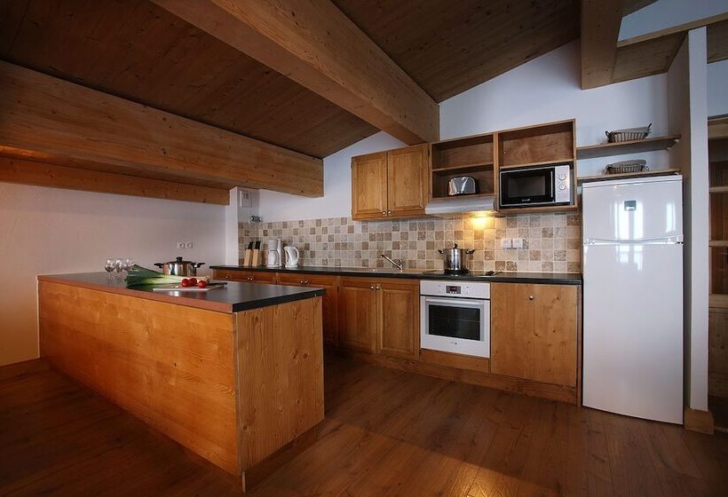 Chalet Des Neiges : La Cime Des Arcs