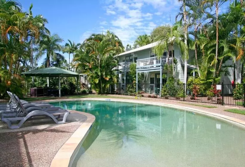 Coral Beach Noosa Resort