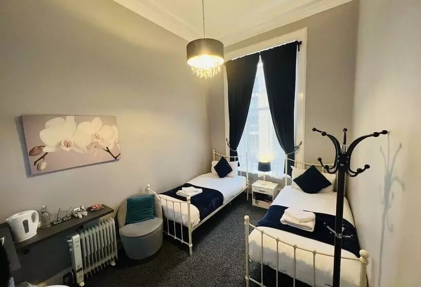 簡易ホテル Ardenlee Guest House