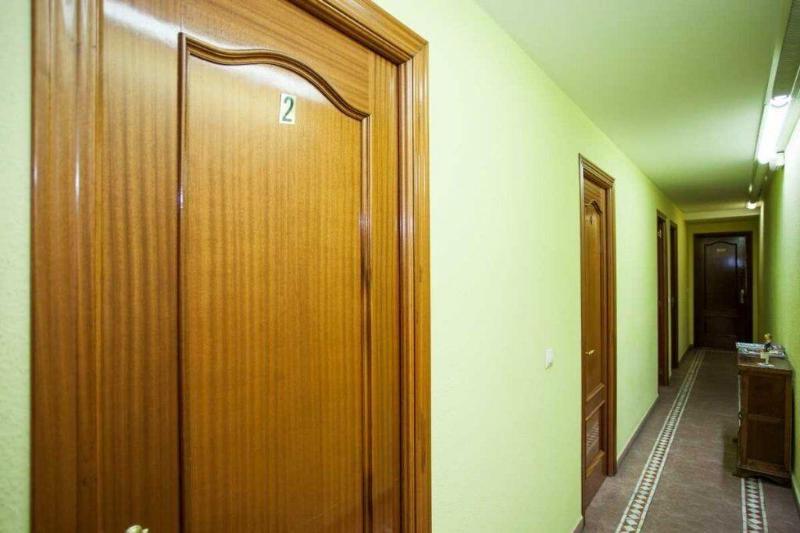 مسافرخانه Casa De Huespedes La Asturiana