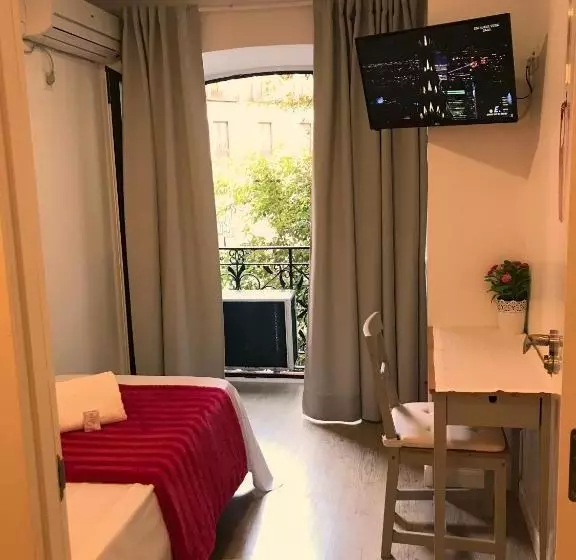 مسافرخانه Casa de Huespedes Marisol