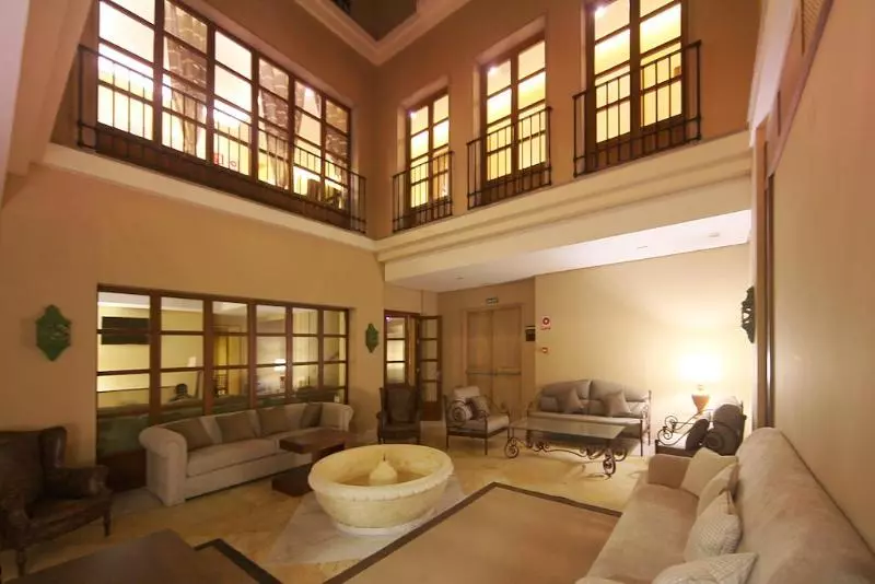 Hotel Casa Consistorial