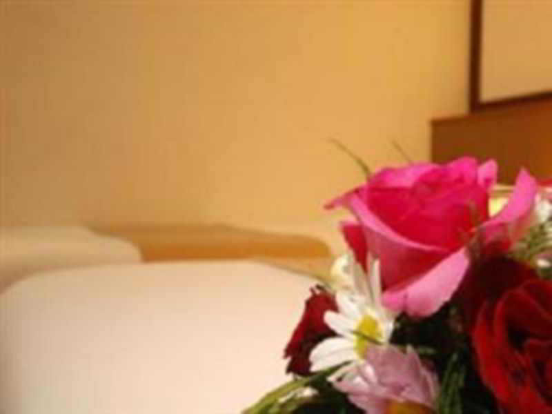 酒店 Chainat Thani