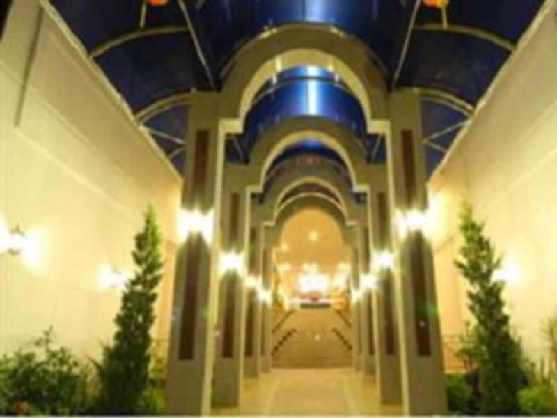 酒店 Chainat Thani