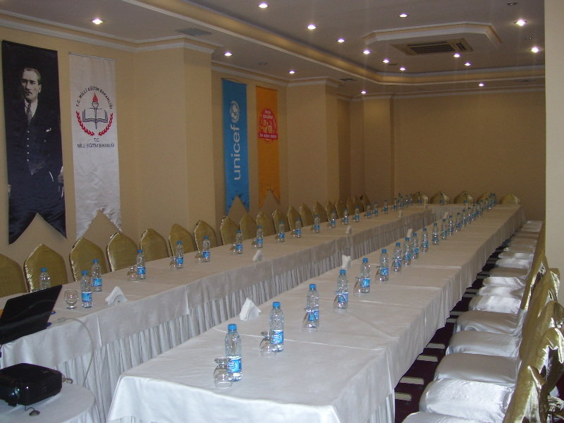 Отель Grand Isias