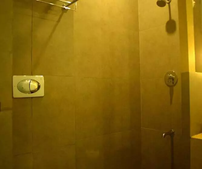 Hotel Heritage Dakshin