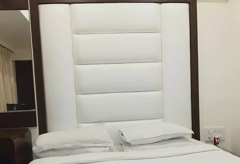 Hotel Heritage Dakshin