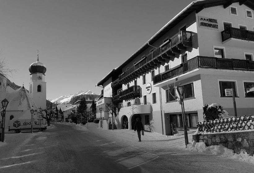 ホテル Pension Kirchplatz