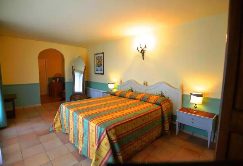 בית מלון כפרי Relais La Canfora