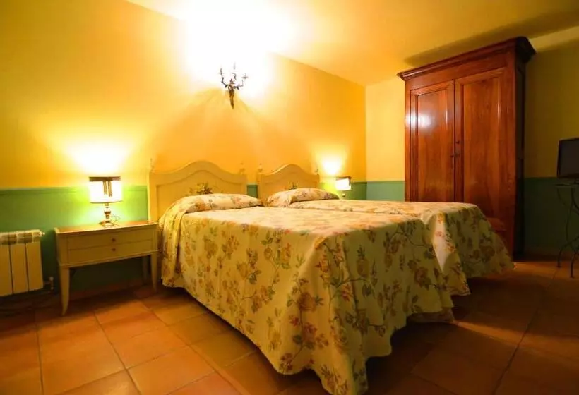 בית מלון כפרי Relais La Canfora