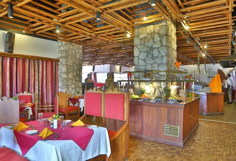 هتل Sarova Salt Lick Game Lodge