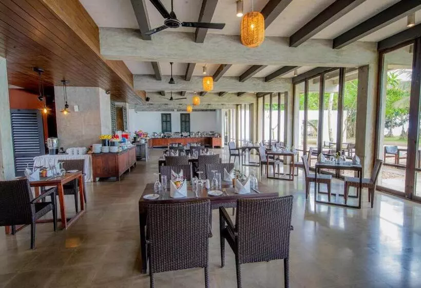 Hotel Temple Tree Resort & Spa