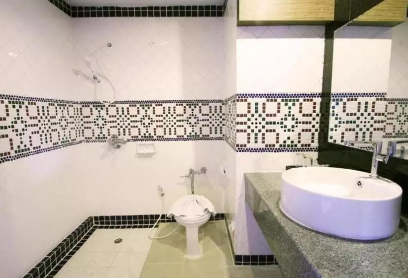 בית מלון כפרי Thepnakorn