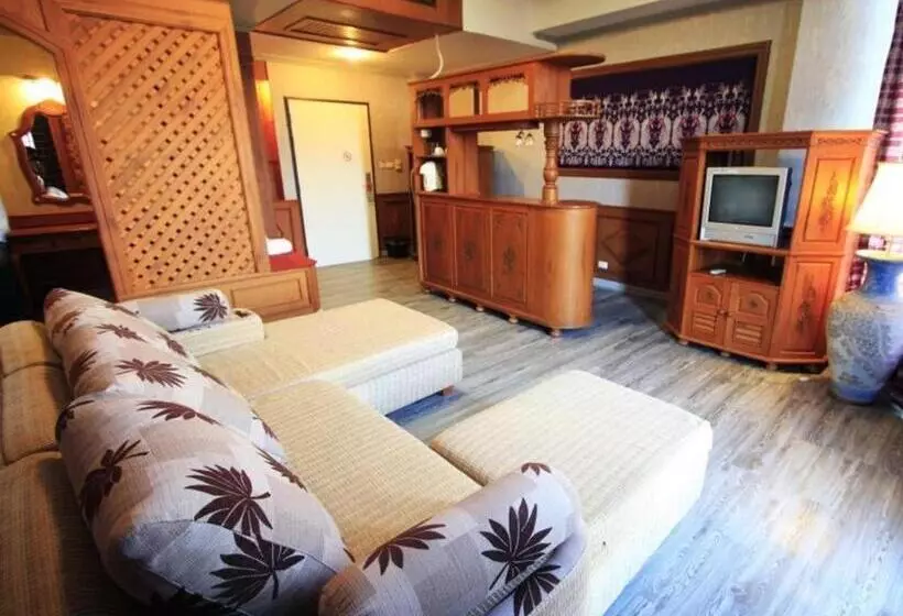 בית מלון כפרי Thepnakorn