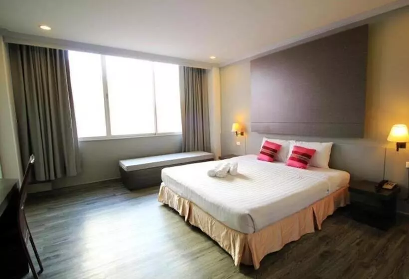 בית מלון כפרי Thepnakorn