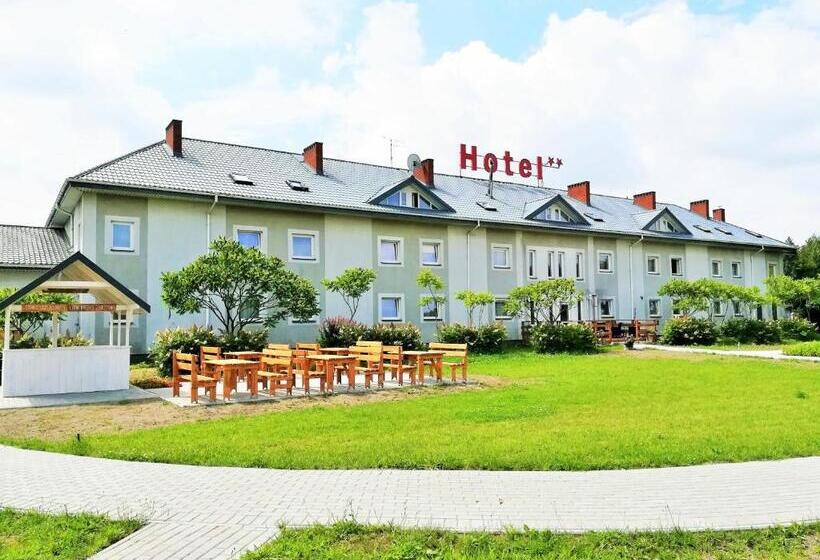 בית מלון כפרי Tirest