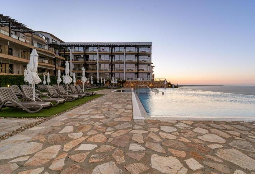 בית מלון כפרי Topola Skies Resort & Aquapark