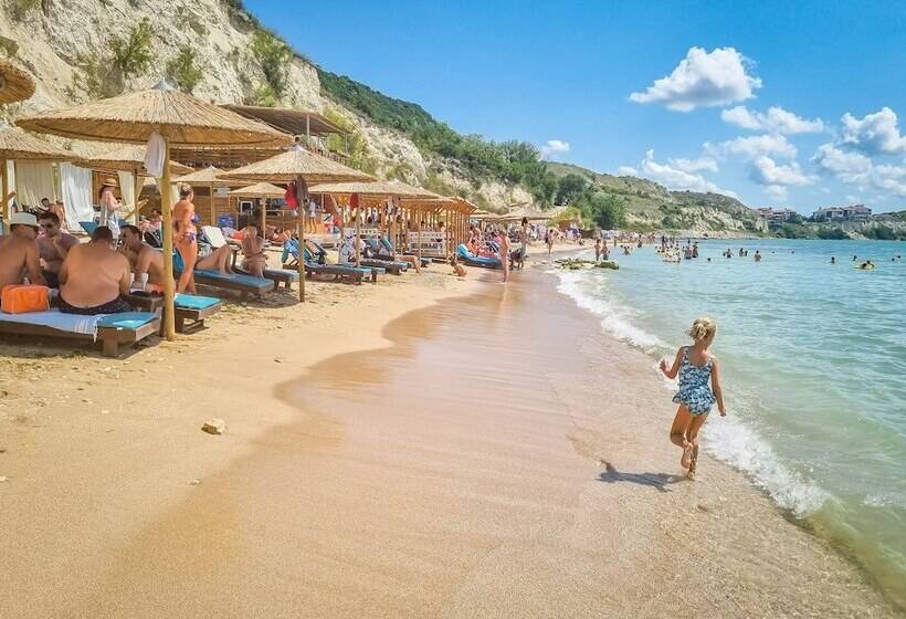 בית מלון כפרי Topola Skies Resort & Aquapark