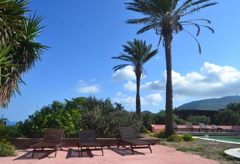 فندق Agriturismo Zinedi