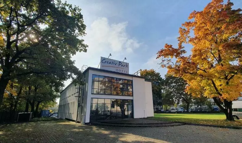 בית מלון כפרי Creativ Park