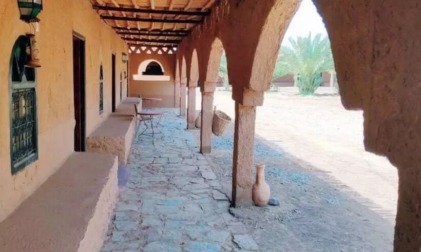 Hospedaria Auberge Camping Oasis El Mharech