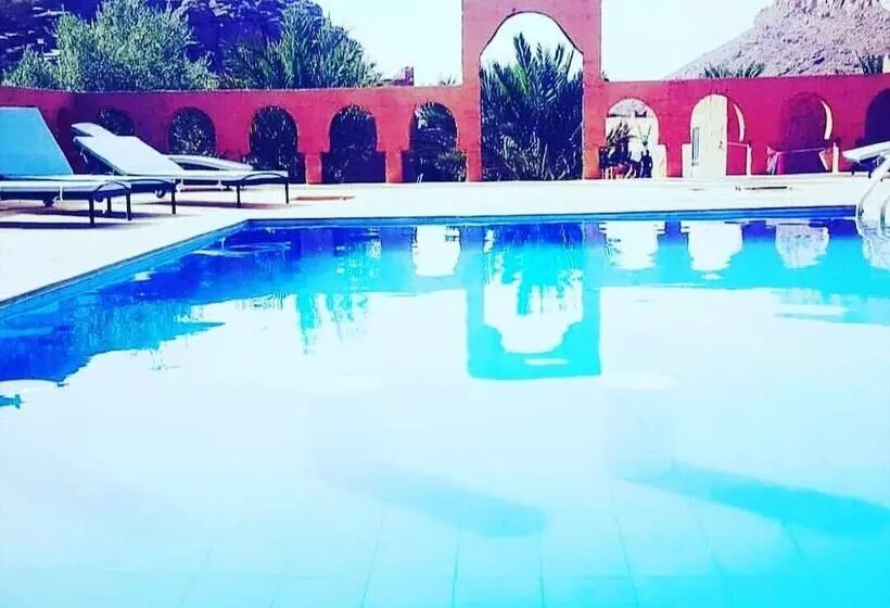 Hospedaria Auberge Camping Oasis El Mharech