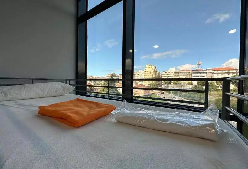 הוסטל Vigo Beds & Rooms