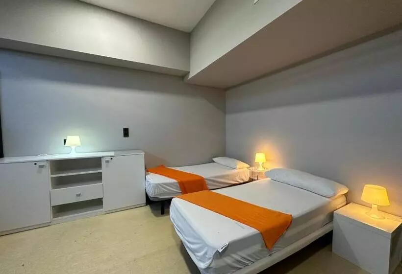 הוסטל Vigo Beds & Rooms