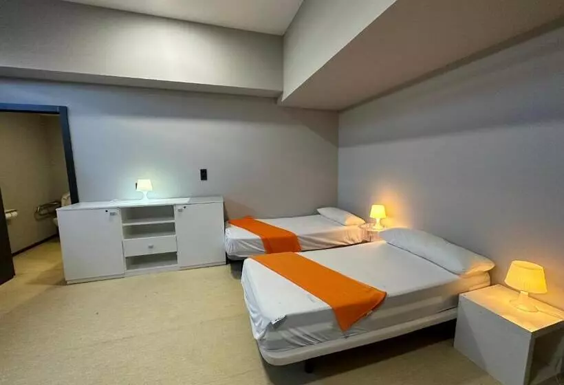 הוסטל Vigo Beds & Rooms