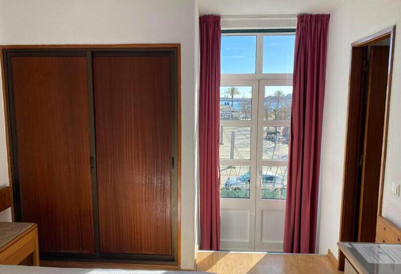 تختخواب و صبحانه Residencial Arabi