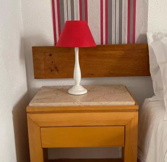 تختخواب و صبحانه Residencial Arabi