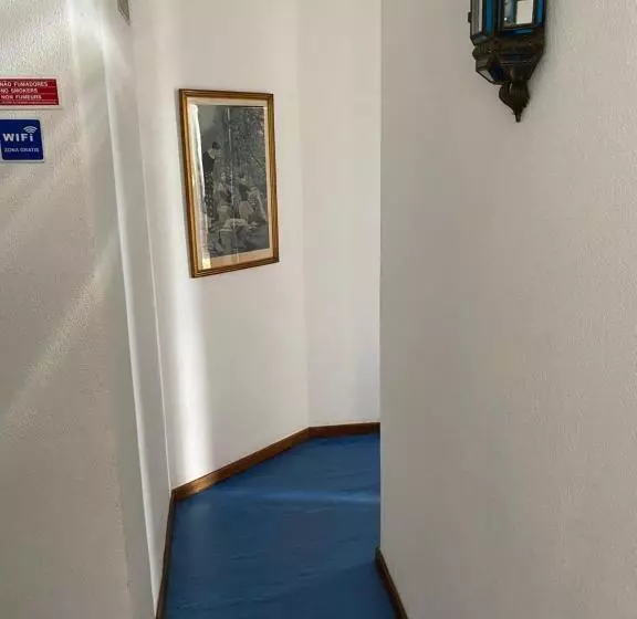 تختخواب و صبحانه Residencial Arabi