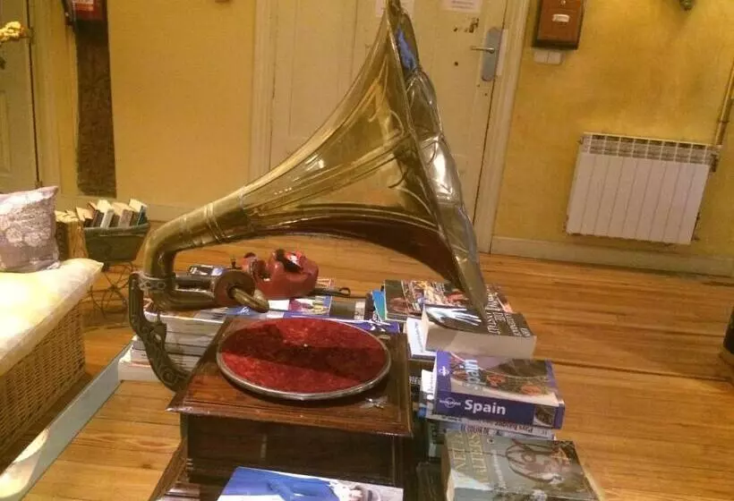 客栈  Iturrienea Ostatua