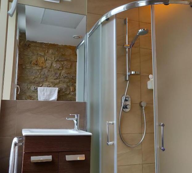 פונדק Iturrienea Ostatua