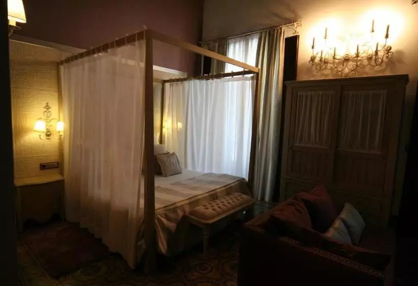 Hostel Palacio San Bartolomé