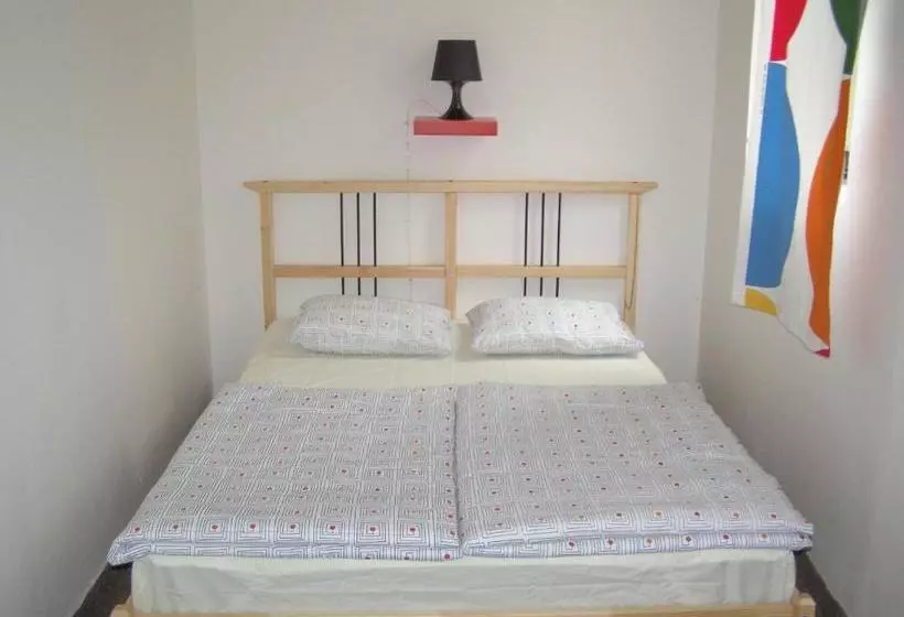 Hostel Praha Ládví