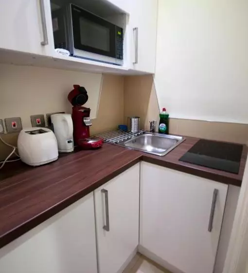 هتل Palmerston Suites