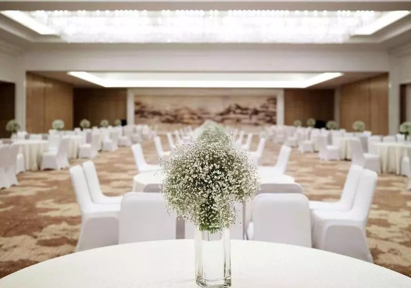 Отель Pullman Wuxi New Lake