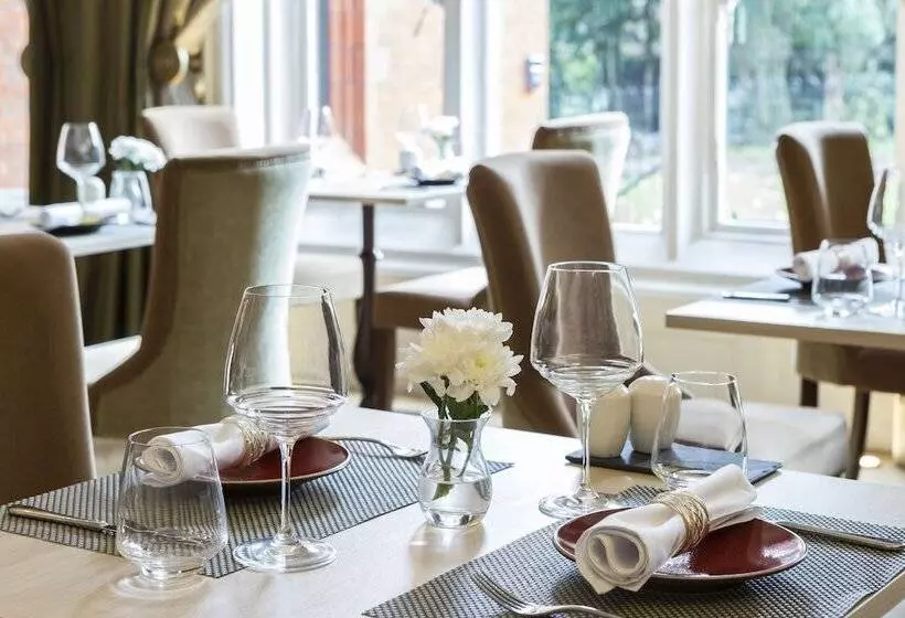 בית מלון כפרי St Paul S